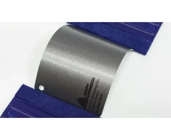 Виниловая пленка цвета шлифованной стали AVERY SUPREME BRUSHED STEEL Виниловая пленка цвета шлифованной стали AVERY SUPREME BRUSHED STEEL