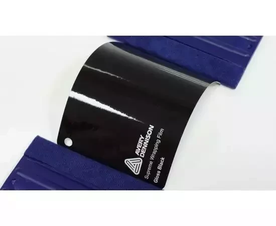 Виниловая пленка черный глянец AVERY SUPREM GLOSS BLACK Виниловая пленка черный глянец AVERY SUPREM GLOSS BLACK