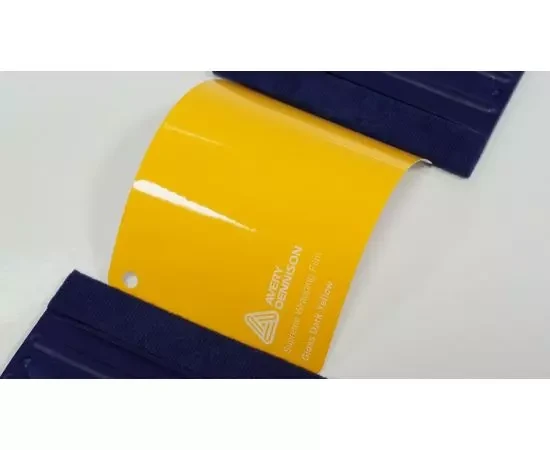 Глянцевая темно-желтая виниловая пленка AVERY SUPREME GLOSS DARK YELLOW