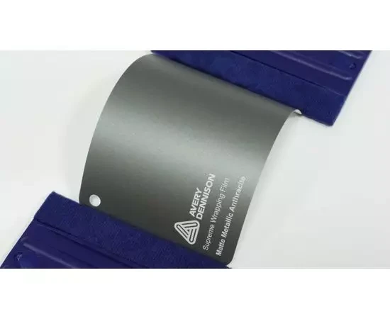 Матовая виниловая пленка AVERY SUPREME MATTE METALLIC ANTHRACITE Матовая виниловая пленка AVERY SUPREME MATTE METALLIC ANTHRACITE