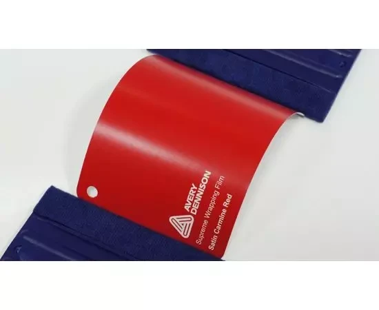 Красная виниловая пленка AVERY SUPREME SATIN CARMINE RED