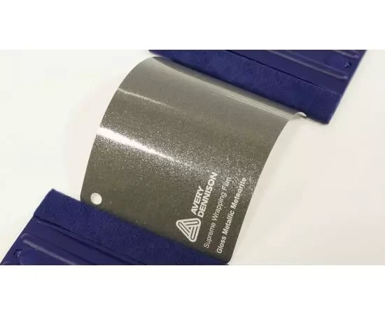 Глянцевая виниловая пленка AVERY SUPREME GLOSS METALLIC METEORITE Глянцевая виниловая пленка AVERY SUPREME GLOSS METALLIC METEORITE