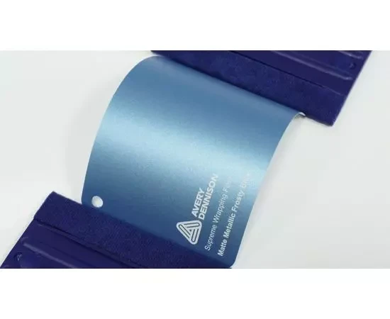 Матовая виниловая пленка морозный голубой AVERY SUPREME MATTE METALLIC FROSTY BLUE Матовая виниловая пленка морозный голубой AVERY SUPREME MATTE METALLIC FROSTY BLUE