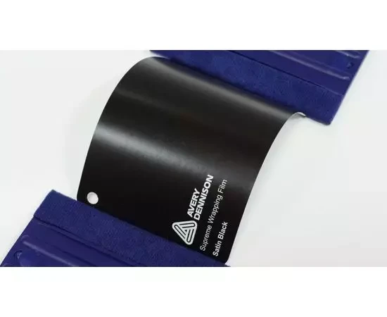 Виниловая пленка AVERY SUPREME SATIN BLACK Виниловая пленка AVERY SUPREME SATIN BLACK